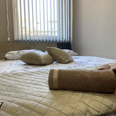 Nj Luxury And Apartamento Varna
