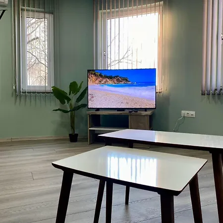 Nj Luxury And Apartmán *